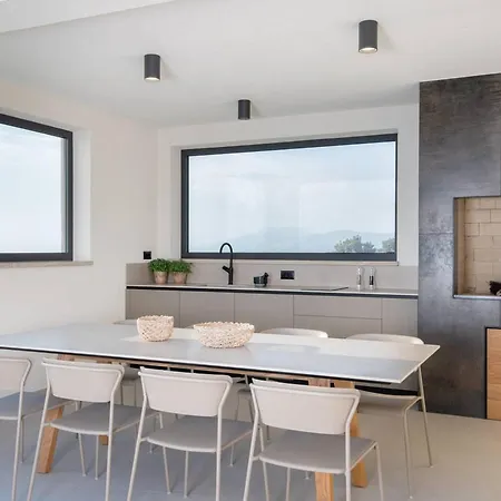 La Maison De Stefano Offre Une Vue Magnifique *